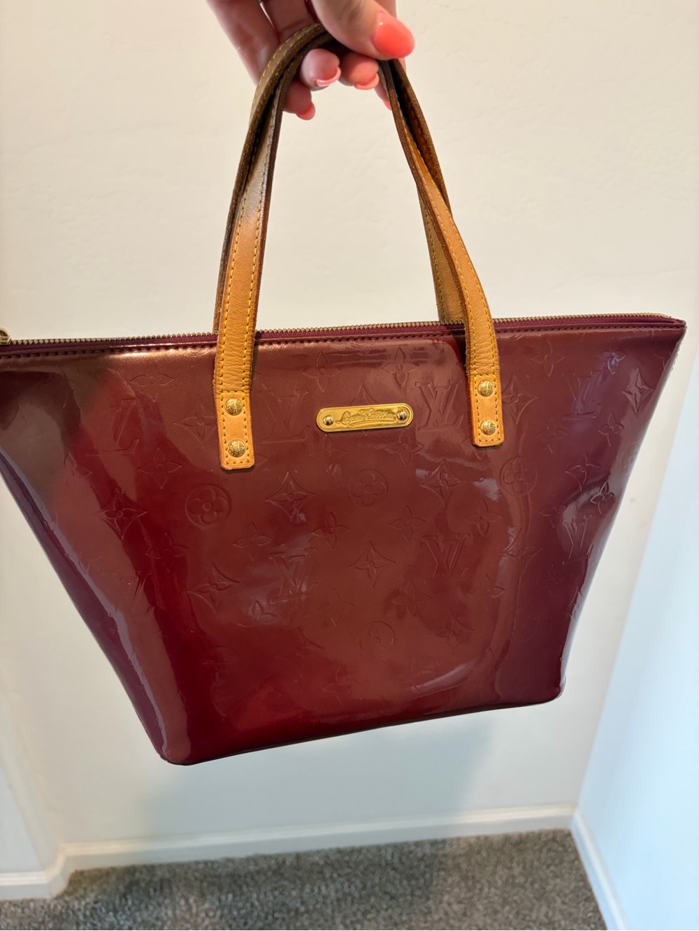 Louis Vuitton Vernis amarante  Leather Tote with Tan Handles